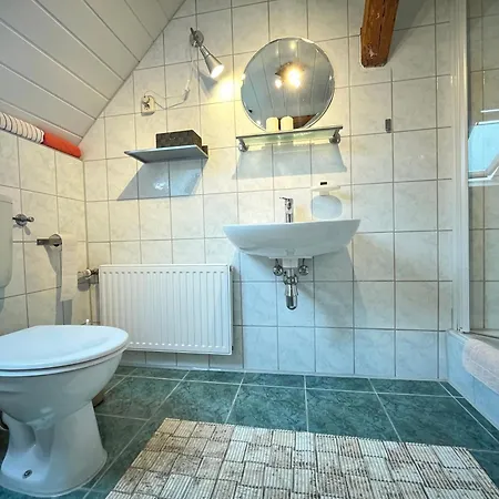 Baberowski, Regina Apartment *